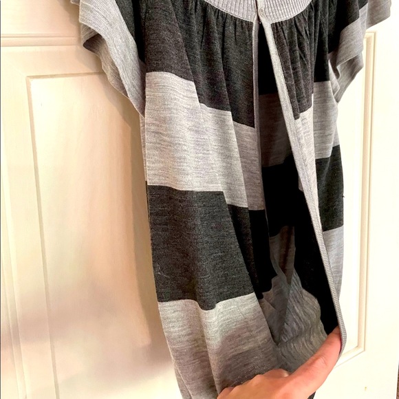 BCBGMAXAZRIA flutter sleeve gray and black sweater - Picture 10 of 10